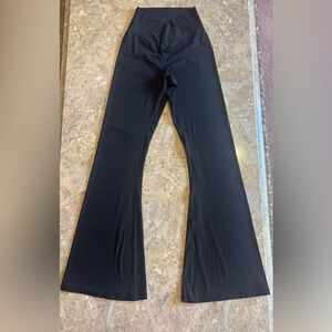 Sunzel flare leggings